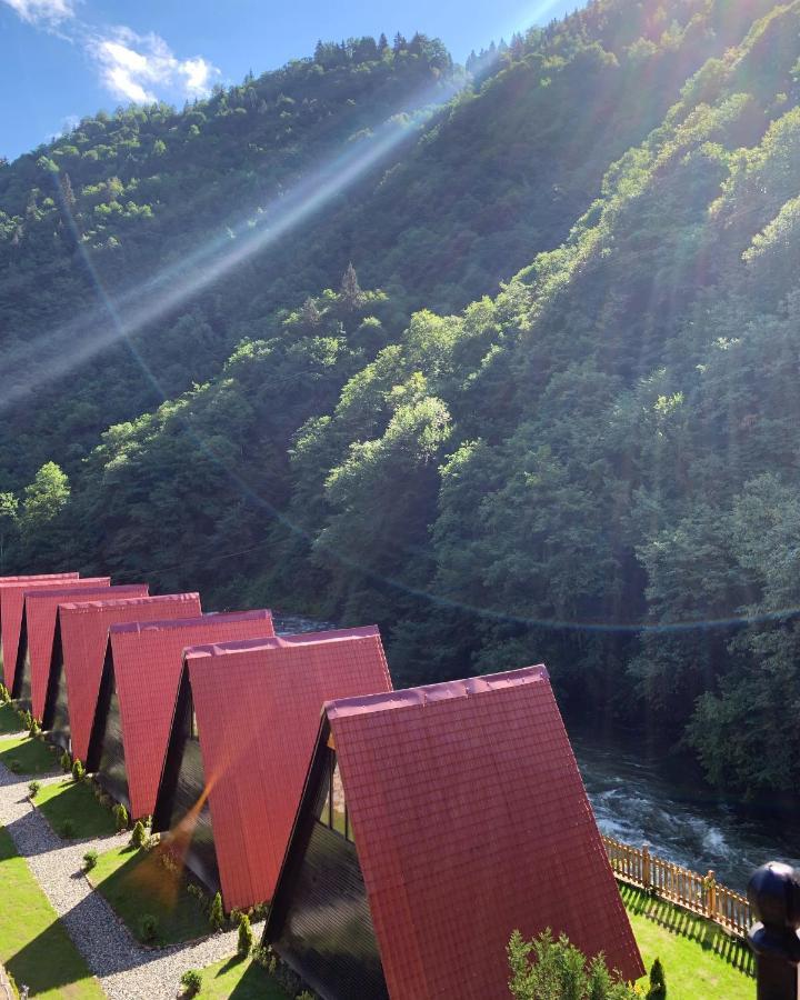 Dream River Exclusive Bungalow Rize Bagian luar foto